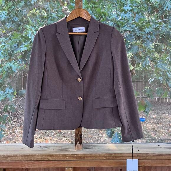 Calvin Klein Women's Brown Short Blazer Size 8P. NEW - Picture 1 of 8